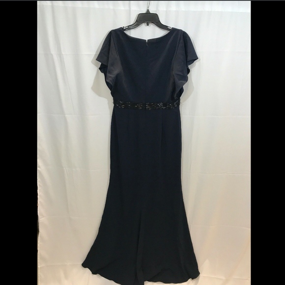 NEW $480 Carmen Marc Valvo Draped & Beaded‎ Gown in Midnight Blue [SZ 10 ] - Picture 7 of 8